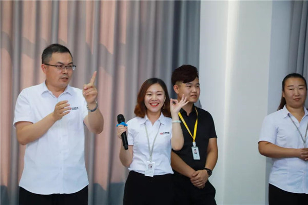 乾港集團(tuán),乾港官網(wǎng),乾港網(wǎng)絡(luò),室內(nèi)空氣凈化公司,家居裝飾 乾港集團(tuán),乾港官網(wǎng),乾港網(wǎng)絡(luò),室內(nèi)空氣凈化公司,家居裝飾